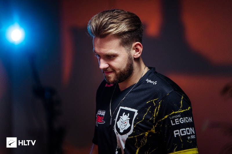 【lpl战报】RNG 2-0 UP：RNG状态回暖 Cryin直面老东家遗憾落败